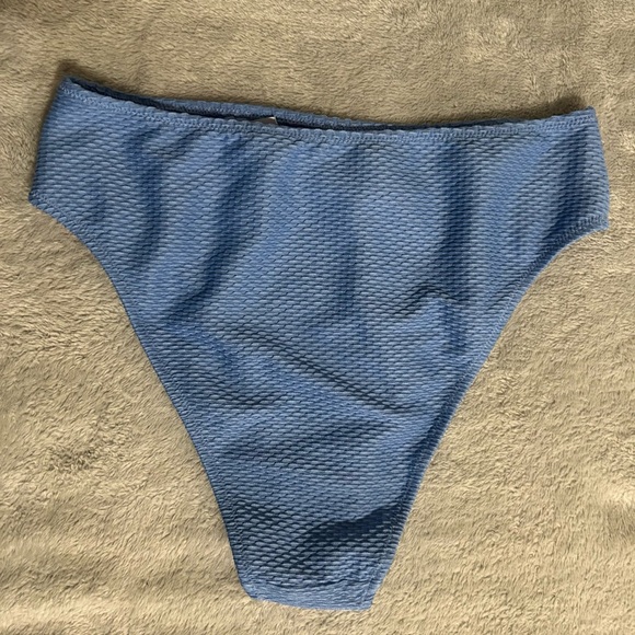 Aerie Blue Triangle Bikini Set with Textured Design - Picture 7 of 9